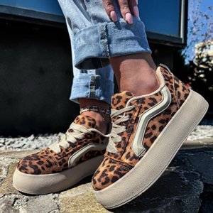 Hnedé tenisky s leopardím vzorom
